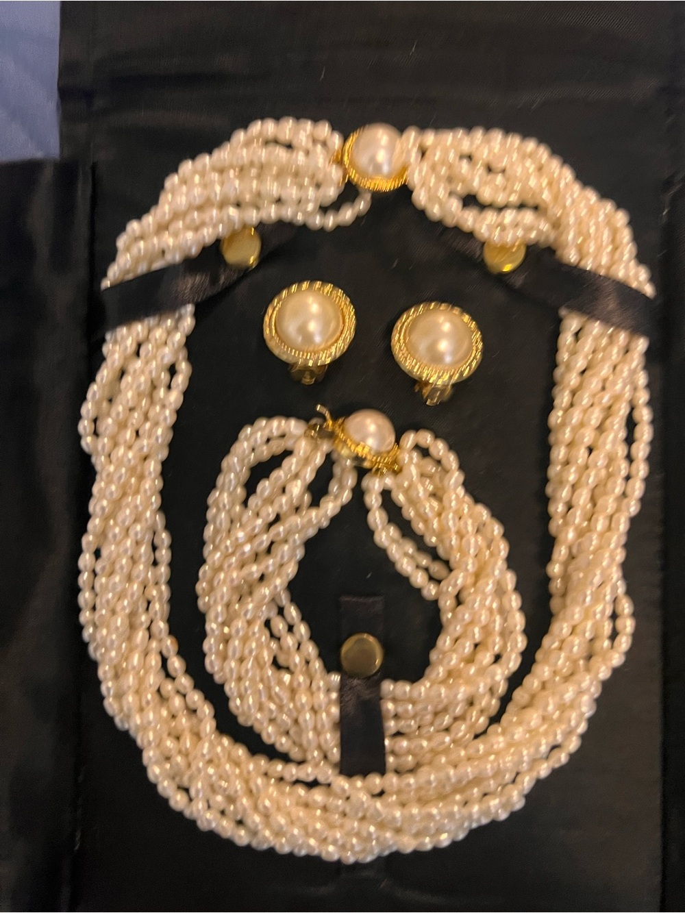 Beautiful Vintage freshwater pearls set